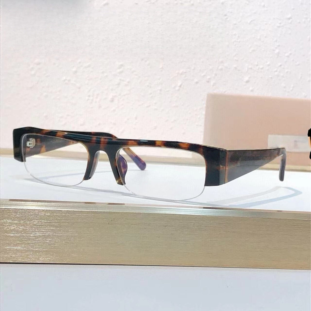 T588-814  Bestselling glasses