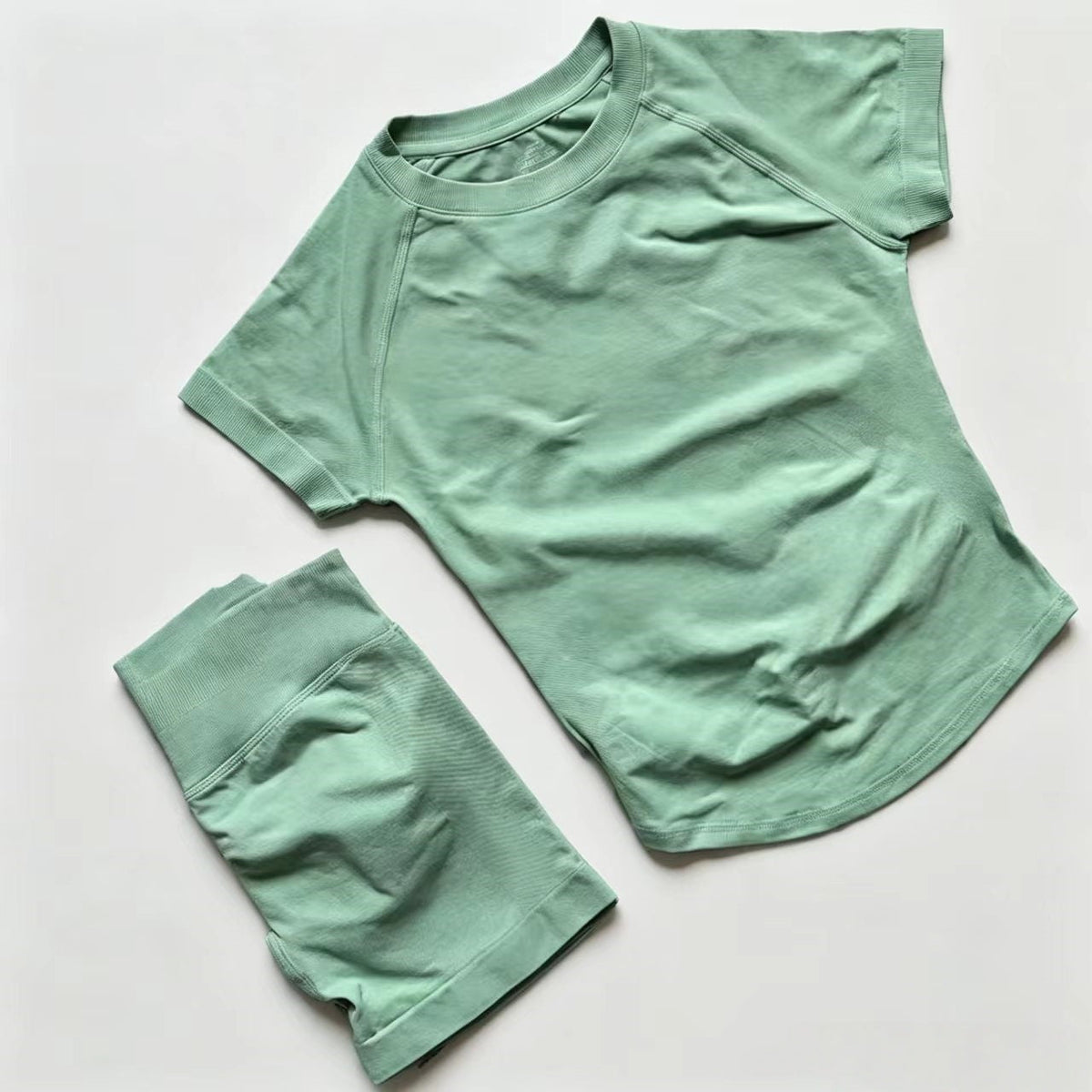 T588-1155 Breathable sports short sleeved shorts set, training exercise yoga fitness suit